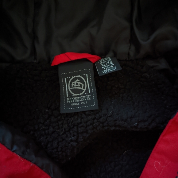 StormTech Explorer Parka - Picture 3 of 11